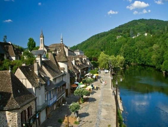 Logis Hotel Restaurant Auberge De La Xaintrie Saint-Privat エクステリア 写真